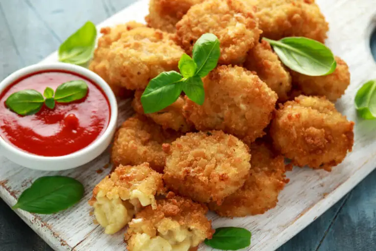 Fried Mac and Cheese Balls